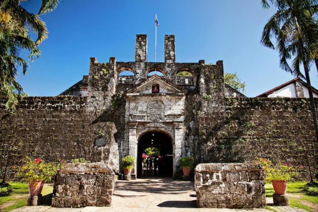 Sampaguita Suites Plaza Garcia Cebu Stadt Exterior foto